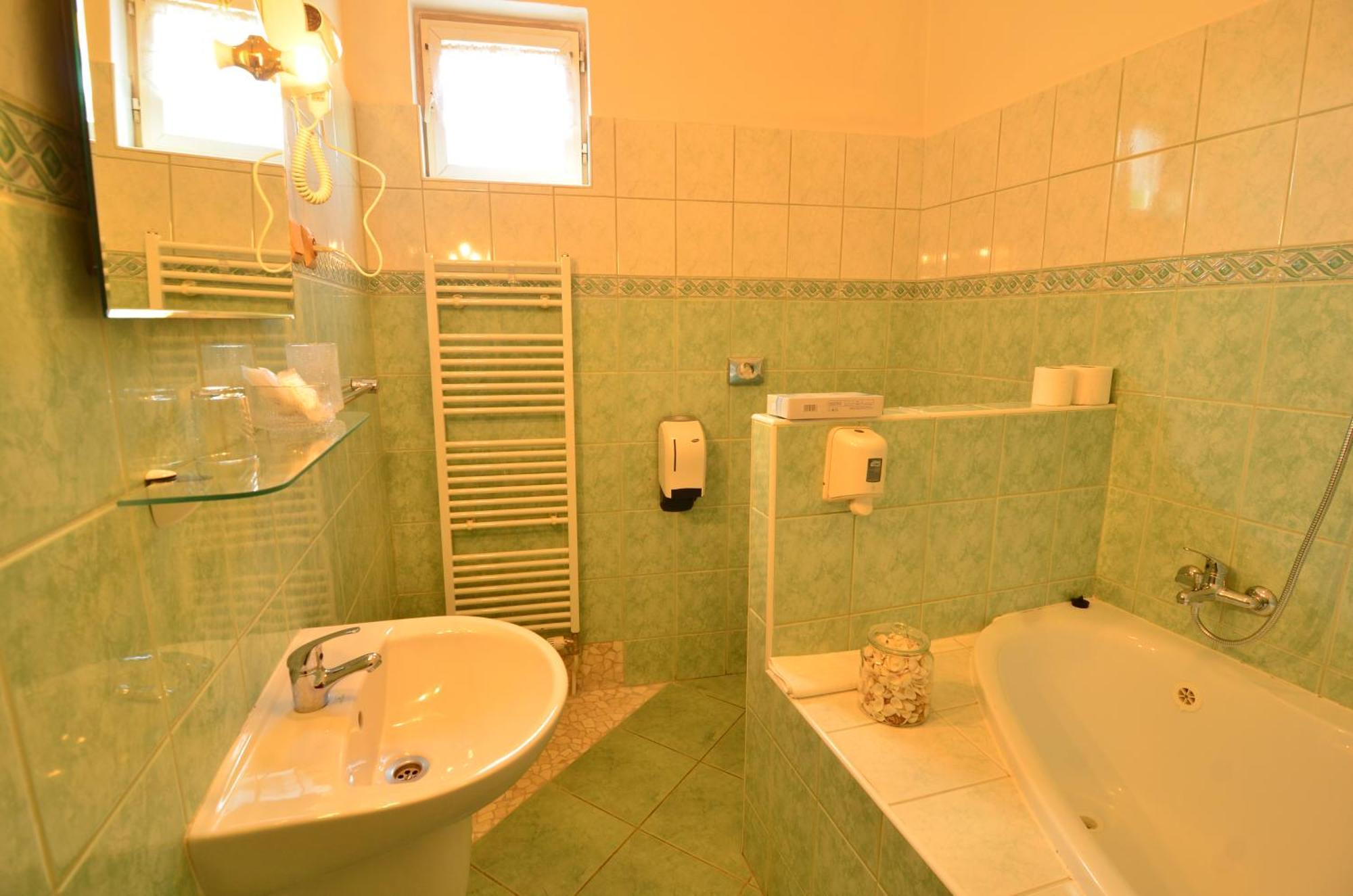 Betliar Baronka Bed & Breakfast & Bistrot المظهر الخارجي الصورة
